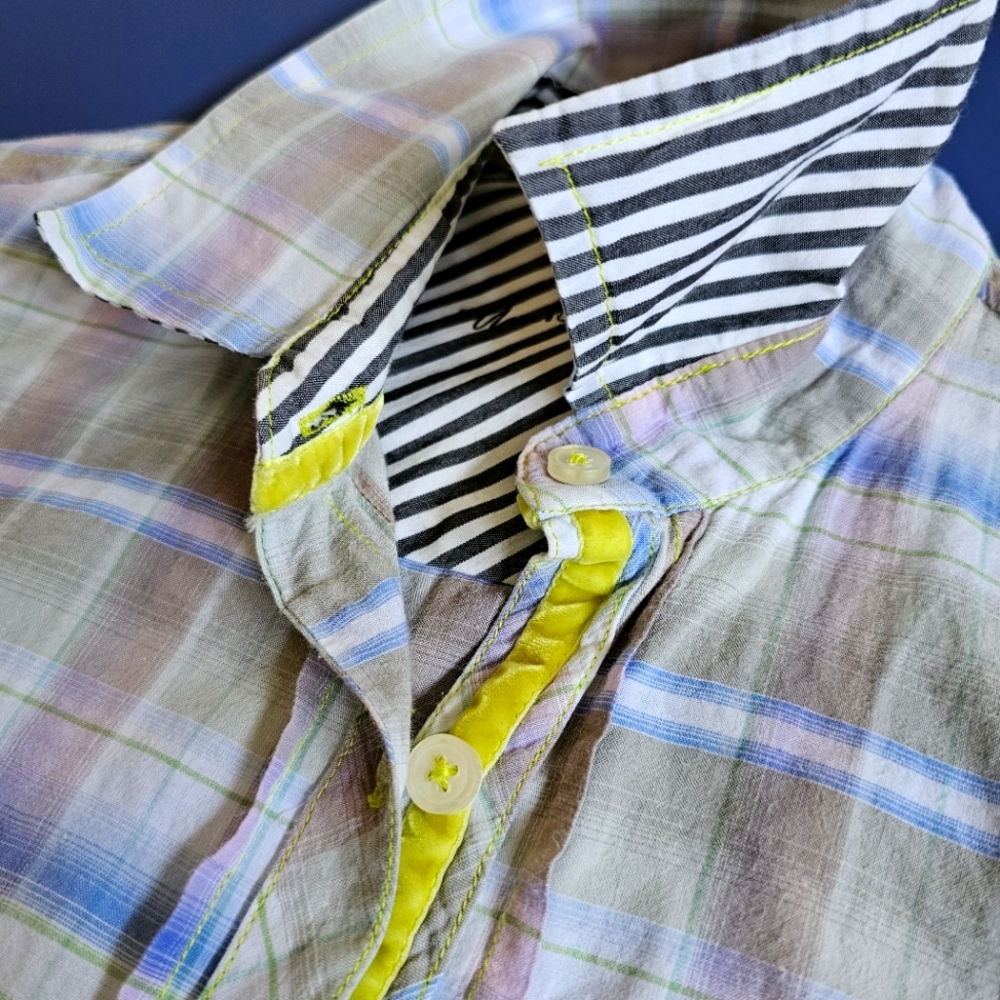Arnold Zimberg women plaid mustard velvet tri button-down shirt